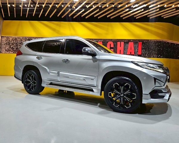 MITSUBISHI PAJERO 2.4 GT 4WD ปี 2016