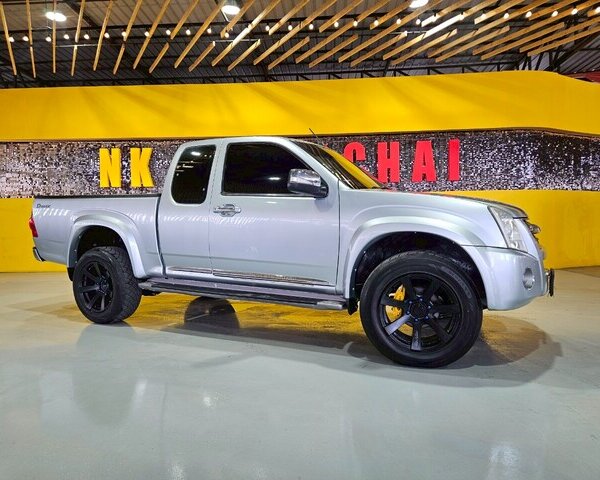 ISUZU D-MAX CAB 2.5 Hi-lander SUPER TITANIUM ปี 2011